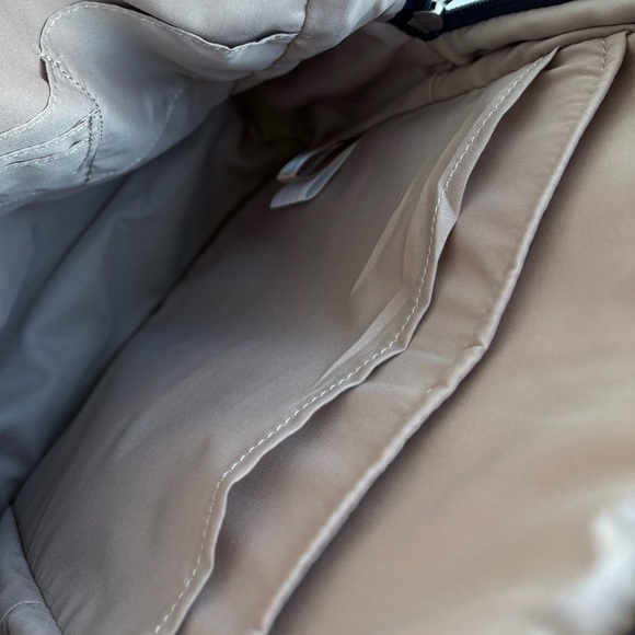 NWOT Briggs & Riley slim Rhapsody navy backpack - Picture 15 of 15